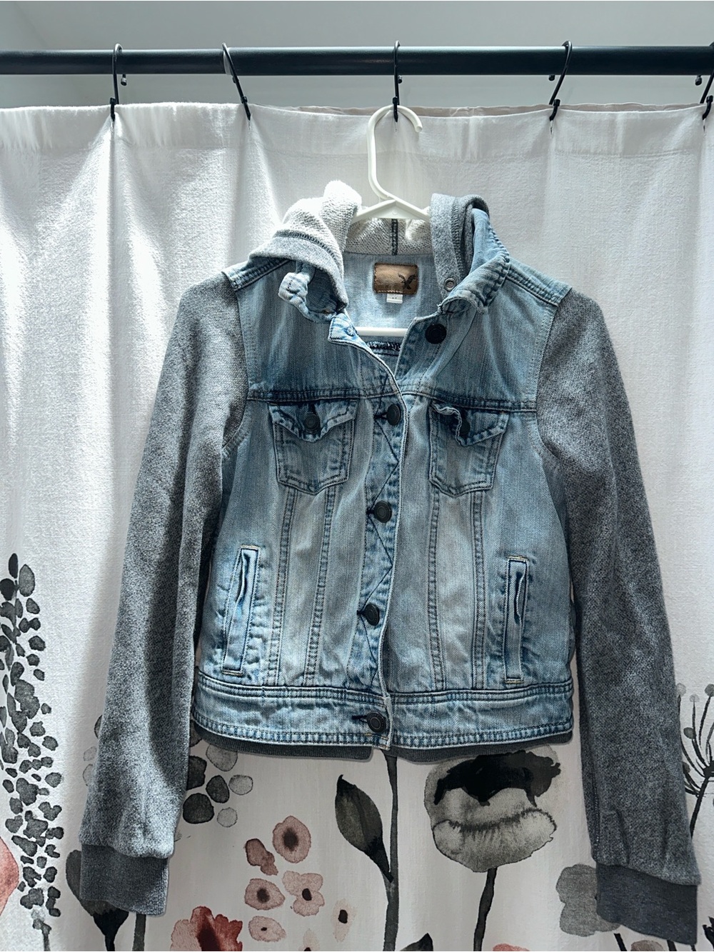 American Eagle Outfitters Light Blue Denim Jacket with Gray Knit Sleeves